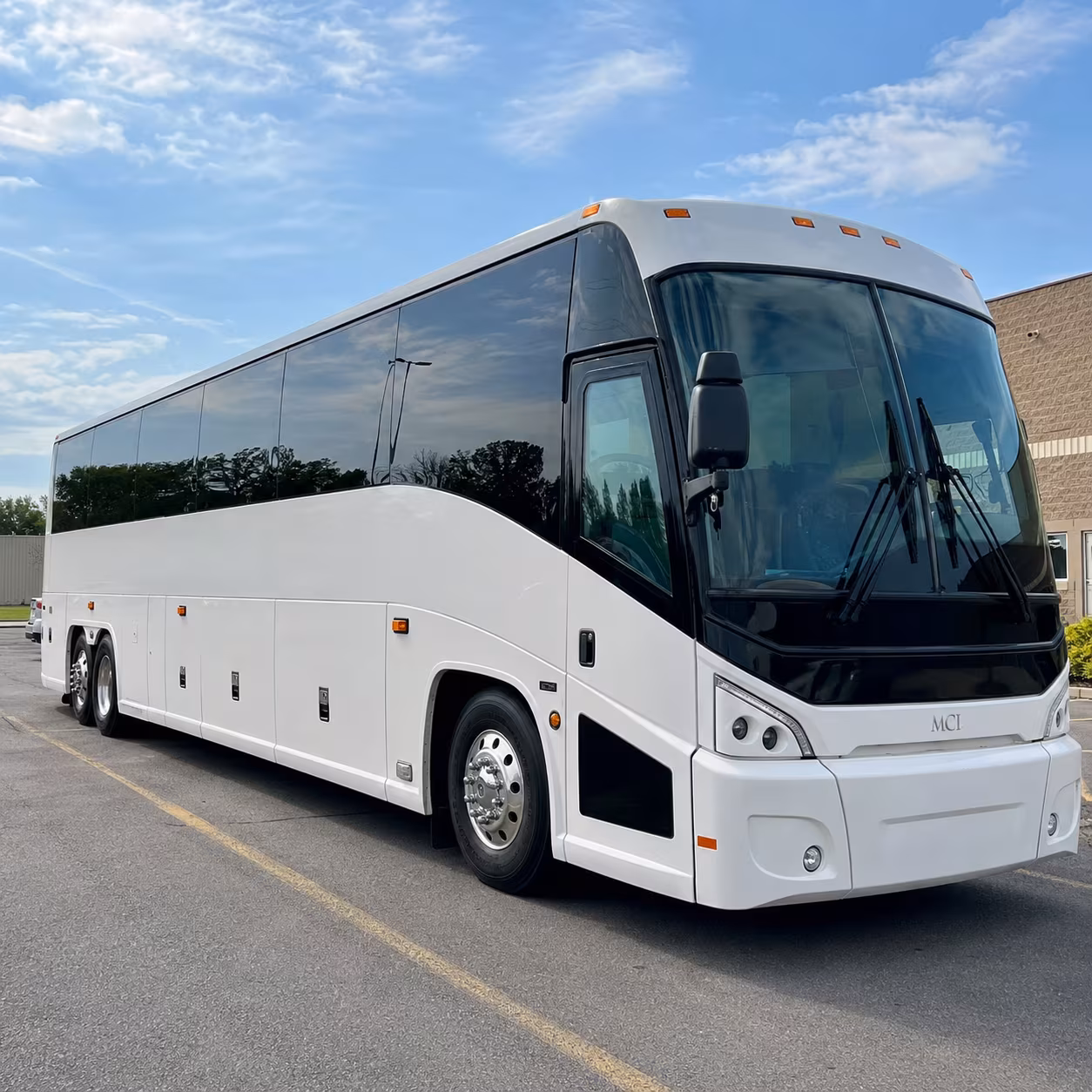 keep your long beach and lax airport runs on schedule with a group bus